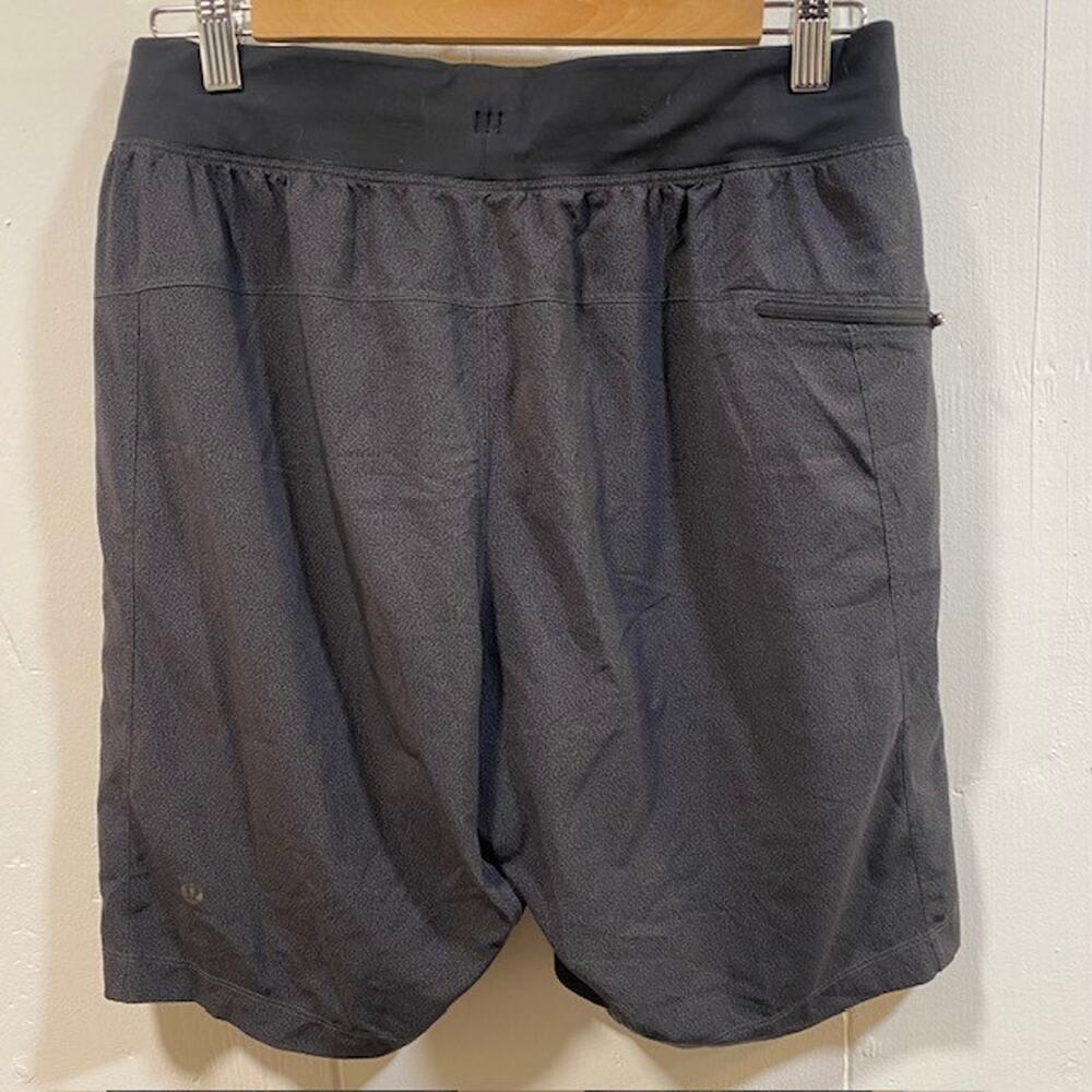 Lululemon Charcoal Gray Shorts Athletic Drawstring Pockets Mens Sz 30 Small - Picture 3 of 6